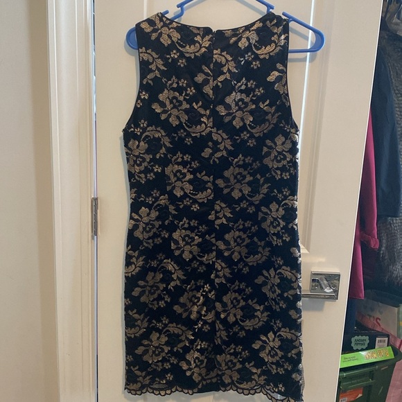 Dress - Picture 4 of 6